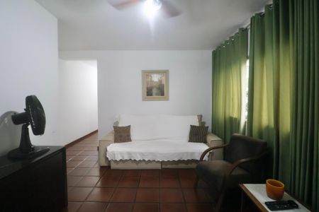 Apartamento para alugar com 102m², 3 quartos e 1 vaga Apartamento para alugar com 102m², 3 quartos e 1 vagaSala