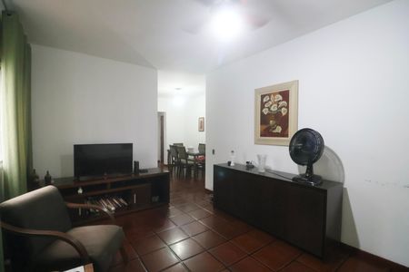 Sala de apartamento para alugar com 3 quartos, 102m² em Barra Funda, Guarujá