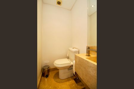 Apartamento à venda com 200m², 3 quartos e 2 vagas Apartamento à venda com 200m², 3 quartos e 2 vagasLavabo