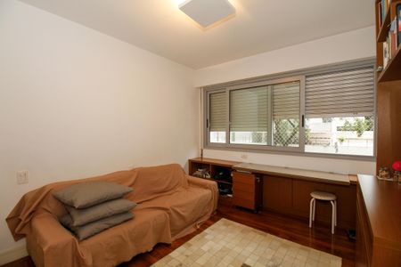 Apartamento à venda com 200m², 3 quartos e 2 vagas Apartamento à venda com 200m², 3 quartos e 2 vagasQuarto