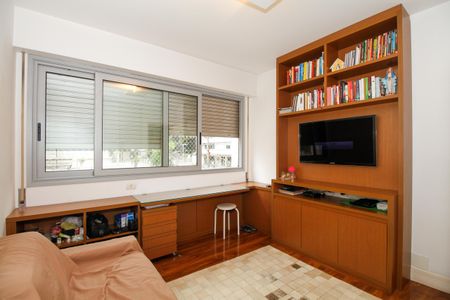 Apartamento à venda com 200m², 3 quartos e 2 vagas Apartamento à venda com 200m², 3 quartos e 2 vagasQuarto