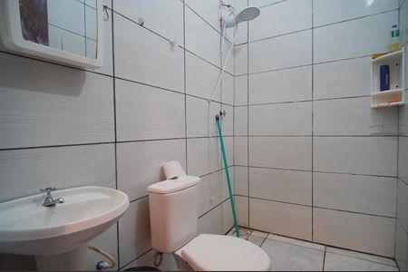 Casa à venda com 616m², 2 quartos e 2 vagasBanheiro