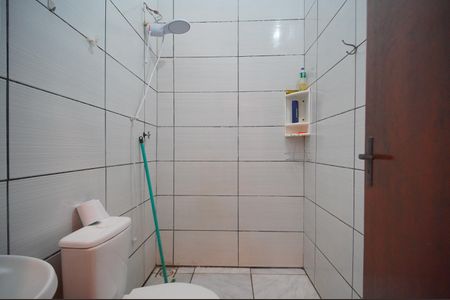 Casa à venda com 616m², 2 quartos e 2 vagasBanheiro