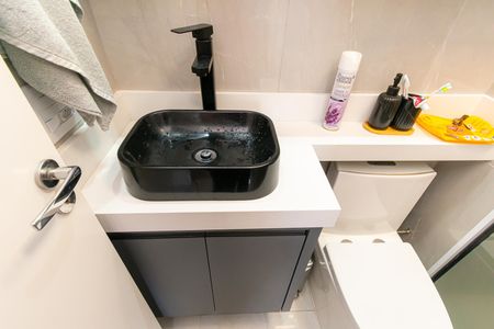 Apartamento à venda com 32m², 2 quartos e sem vaga Apartamento à venda com 32m², 2 quartos e sem vagaBanheiro