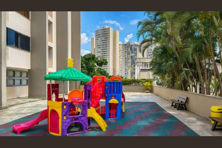 Apartamento para alugar com 70m², 3 quartos e 1 vaga Apartamento para alugar com 70m², 3 quartos e 1 vagaÁrea comum - Playground
