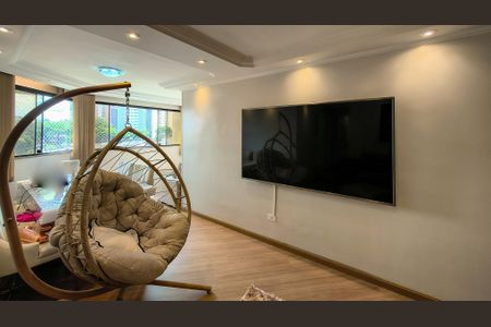 Sala de apartamento para alugar com 3 quartos, 70m² em Vila Sofia, São Paulo