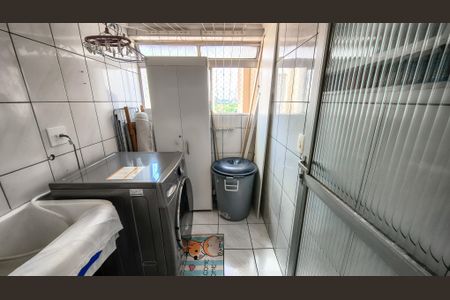 Apartamento para alugar com 70m², 3 quartos e 1 vaga Apartamento para alugar com 70m², 3 quartos e 1 vagaCozinha e Área de Serviço