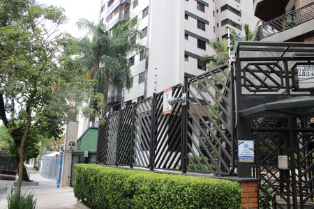 Apartamento para alugar com 180m², 4 quartos e 2 vagasFachada