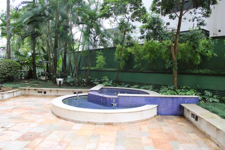 Apartamento para alugar com 180m², 4 quartos e 2 vagasÁrea comum