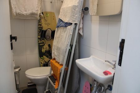 Apartamento para alugar com 180m², 4 quartos e 2 vagasBanheiro - área de serviço