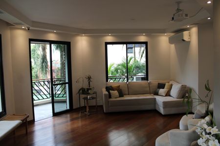 Apartamento para alugar com 180m², 4 quartos e 2 vagasSala