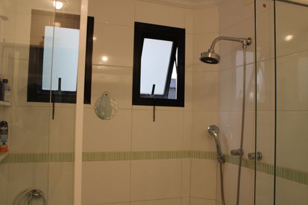Apartamento para alugar com 180m², 4 quartos e 2 vagasBanheiro suíte 2