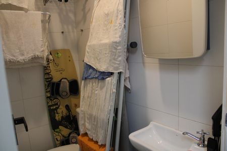 Apartamento para alugar com 180m², 4 quartos e 2 vagasBanheiro - área de serviço