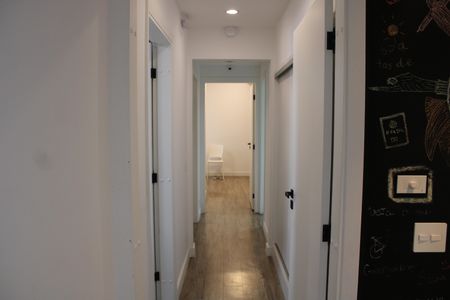 Apartamento para alugar com 180m², 4 quartos e 2 vagasCorredor