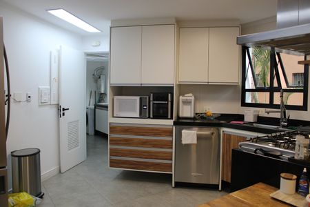 Apartamento para alugar com 180m², 4 quartos e 2 vagasCozinha