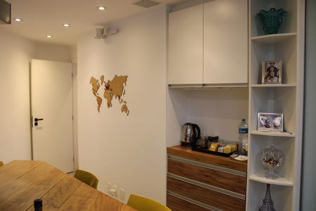 Apartamento para alugar com 180m², 4 quartos e 2 vagasCozinha