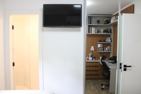 Apartamento para alugar com 180m², 4 quartos e 2 vagasSuíte 1