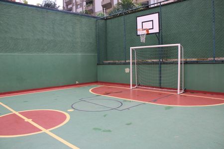 Apartamento para alugar com 180m², 4 quartos e 2 vagasQuadra Esportiva