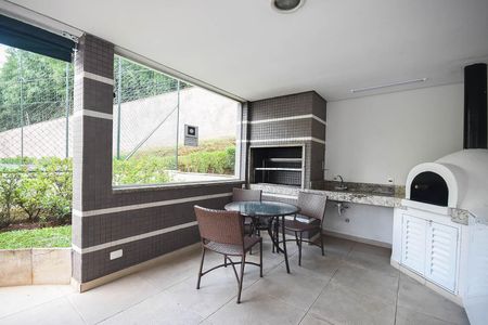 Apartamento à venda com 133m², 3 quartos e 3 vagas Apartamento à venda com 133m², 3 quartos e 3 vagasChurrasqueira