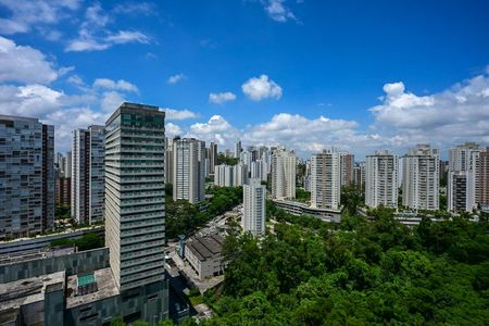 Apartamento à venda com 133m², 3 quartos e 3 vagasVista