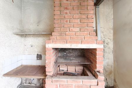 Casa à venda com 184m², 3 quartos e 6 vagas Casa à venda com 184m², 3 quartos e 6 vagasQuintal - Área gourmet