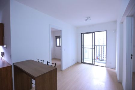 Apartamento à venda com 44m², 2 quartos e sem vaga Apartamento à venda com 44m², 2 quartos e sem vagaSala