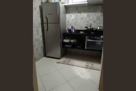 Cozinha de casa para alugar com 1 quarto, 48m² em Trobogy, Salvador