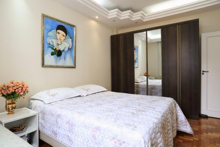 Apartamento à venda com 124m², 3 quartos e sem vaga Apartamento à venda com 124m², 3 quartos e sem vagaQuarto