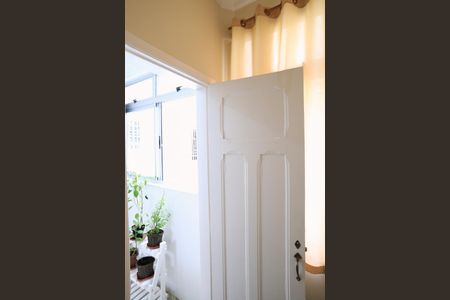 Apartamento à venda com 124m², 3 quartos e sem vaga Apartamento à venda com 124m², 3 quartos e sem vagaQuarto de Serviço