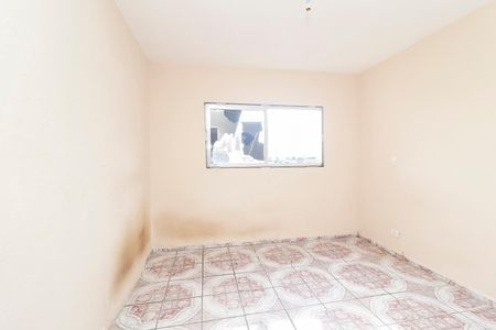 Quarto 1 de casa para alugar com 2 quartos, 250m² em Jardim Senice, São Paulo