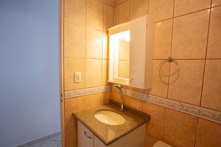 Apartamento para alugar com 64m², 2 quartos e 1 vagaBANHEIRO