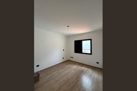 Casa para alugar com 2 quartos, 110m² em Parque São Lucas, São Paulo