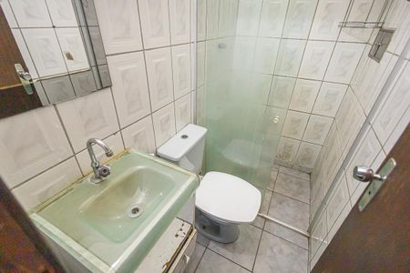 banheiro de casa à venda com 2 quartos, 89m² em Conjunto Confisco, Belo Horizonte