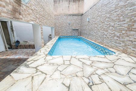 Casa para alugar com 180m², 2 quartos e 1 vagaquintal / area de serviço