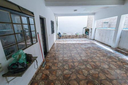 Casa para alugar com 180m², 2 quartos e 1 vagaquintal / area de serviço