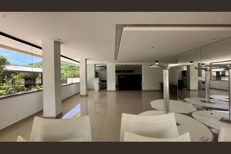 Apartamento à venda com 70m², 2 quartos e 1 vagaÁrea comum