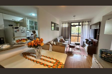 Apartamento à venda com 70m², 2 quartos e 1 vagaSala