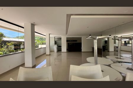 Apartamento à venda com 70m², 2 quartos e 1 vagaÁrea comum