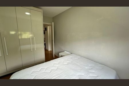 Apartamento à venda com 70m², 2 quartos e 1 vagaQuarto 2