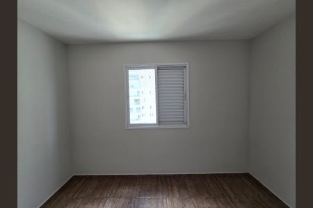 Apartamento para alugar com 76m², 3 quartos e 2 vagas Apartamento para alugar com 76m², 3 quartos e 2 vagasQuarto 02