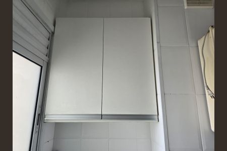 Apartamento para alugar com 76m², 3 quartos e 2 vagas Apartamento para alugar com 76m², 3 quartos e 2 vagasCozinha e Área de Serviço