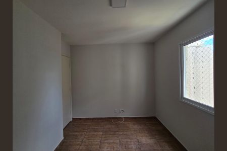 Apartamento para alugar com 76m², 3 quartos e 2 vagas Apartamento para alugar com 76m², 3 quartos e 2 vagasQuarto 02