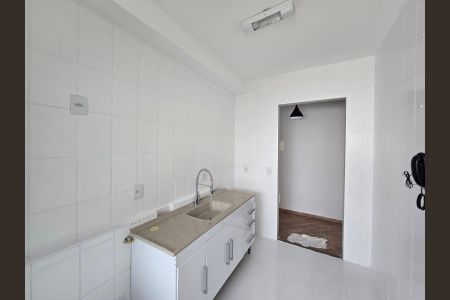 Apartamento para alugar com 76m², 3 quartos e 2 vagas Apartamento para alugar com 76m², 3 quartos e 2 vagasCozinha e Área de Serviço
