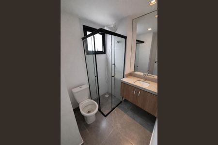 Banheiro de apartamento para alugar com 1 quarto, 29m² em Pompeia, São Paulo