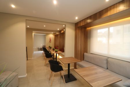 Apartamento para alugar com 35m², 2 quartos e sem vagaÁrea comum - Salão de festas