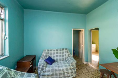 Casa à venda com 480m², 6 quartos e 2 vagas Casa à venda com 480m², 6 quartos e 2 vagasCasa dos fundos - Sala