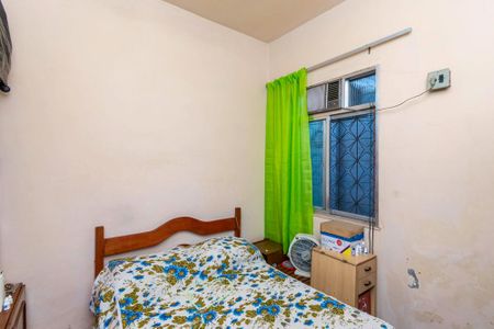 Casa à venda com 480m², 6 quartos e 2 vagas Casa à venda com 480m², 6 quartos e 2 vagasCasa da frente - Quarto