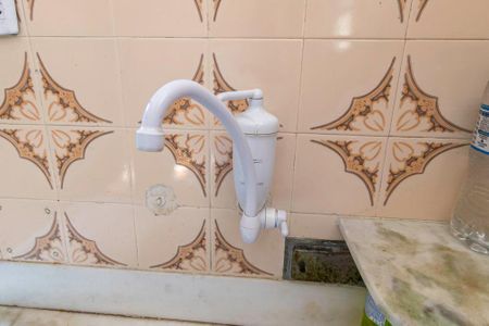 Casa à venda com 480m², 6 quartos e 2 vagas Casa à venda com 480m², 6 quartos e 2 vagasCasa dos fundos - Cozinha