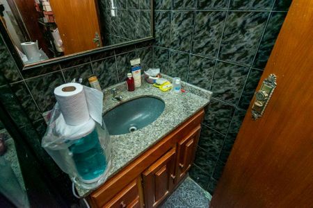 Casa à venda com 480m², 6 quartos e 2 vagas Casa à venda com 480m², 6 quartos e 2 vagasCasa da frente - Banheiro da Suíte 1