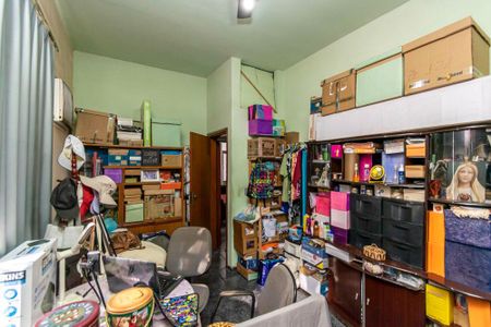 Casa à venda com 480m², 6 quartos e 2 vagas Casa à venda com 480m², 6 quartos e 2 vagasCasa da frente - Suíte 1